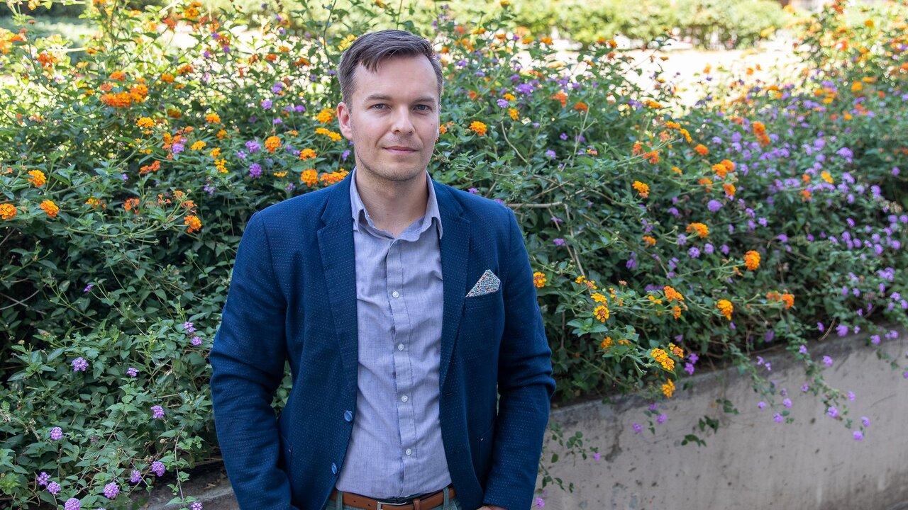 uc davis mechanical aerospace engineering professor jonathon schofield innovation creative vision award